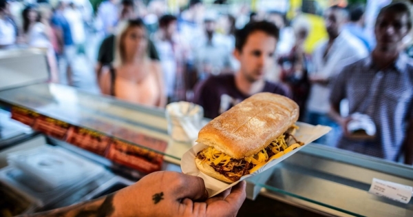 Ha nincs a kínálatban 3000 forint alatti étel, meg sem állnak az emberek a food truck mellett