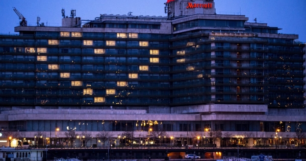 Megint hitelből vásárolt luxusszállodát Tiborcz István