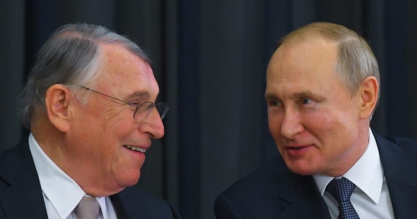 Nem jön az EU-pénz, alternatív forrásokat keres a MÁV-nak Mr. Oroszország