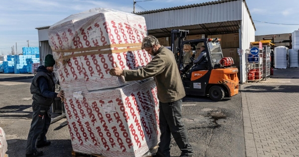 A kereskedőknél is látszik az építőipar felpattanása, de nagyon hiányoznak az állami megrendelések