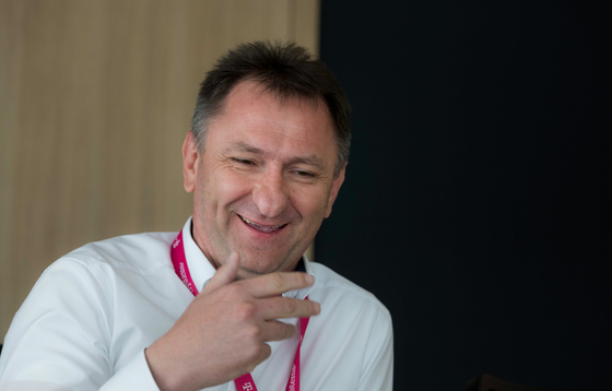 Költségvetési csalással vádolják a volt T-Systems vezért