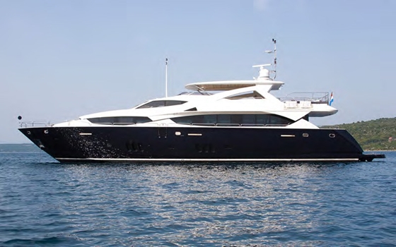 Nagy nehezen, áron alul kelt el a magyar ásványvízkirály jachtja