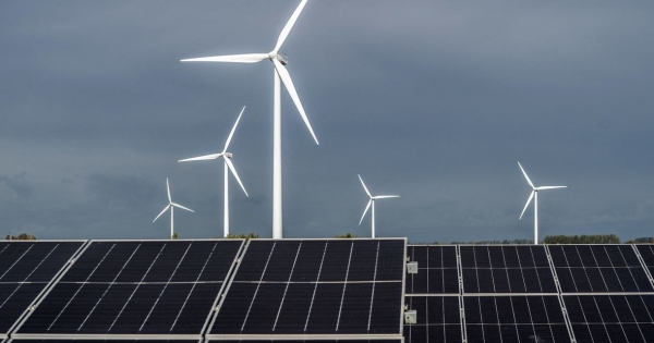 Bajban az MVM: többet visz az energiatárolás, mint amennyit a nap- és szélerőművek hoznak