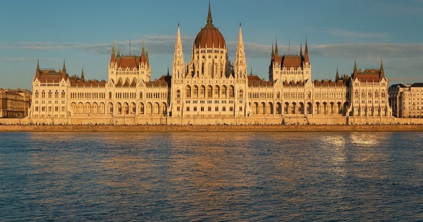 Országgyűlési döntések: fogyasztóvédelem, minimumadó, munkavédelem