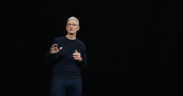 Közel a vezetőváltás az Apple-nél, intenzíven ráfordultak Tim Cook utódjának keresésére