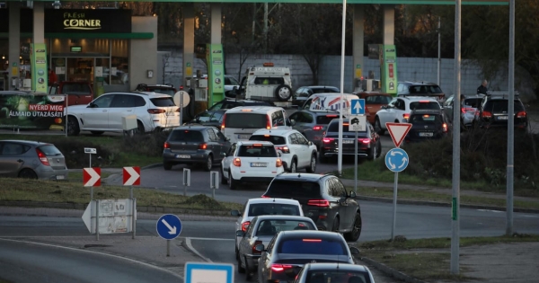 Országos áramszünetre készítik fel a vészhelyzeti benzinkutakat