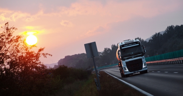 Pénzügyi képviselő fuvarozó cégnél: mutatjuk, mikor kell és mikor nem