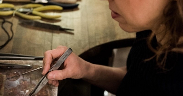 Katás egyéni vállalkozó csed ideje alatt hogyan értékesítheti korábban készített termékeit?