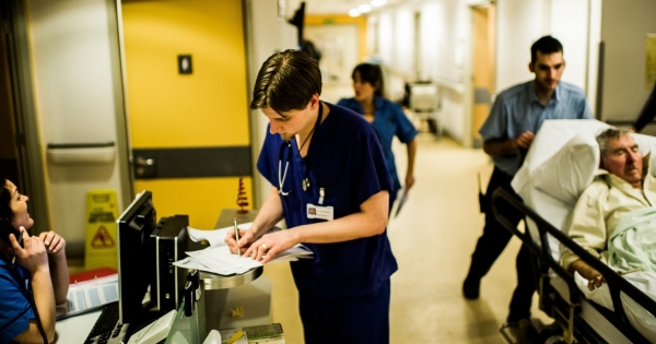 Biometrikus beléptetés a kórházakban – sikerült egy tankönyvi tilalmat jogszabályba ültetni