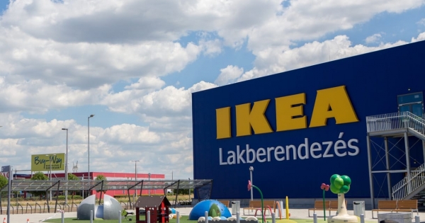 Az IKEA július 29-én ülne le egyeztetni a dolgozókkal a béremelésről
