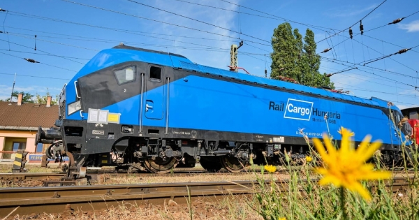 A magyar kormány leállítja az állami támogatást, leépítés és áremelés jöhet a Rail Cargo Hungariánál