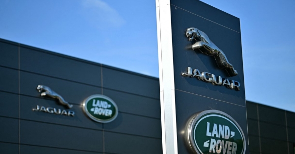 Négyezer embert rúgna ki a Jaguar Land Rover