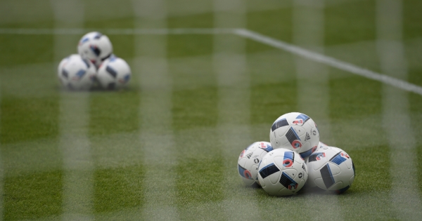 Döntött a kormány: akár 70 százalékkal is csökkenthetők a fizetések a látványcsapatsportágakban