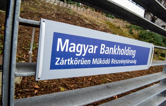 Még szorosabbra fűzi a szálakat az önkormányzatokkal a Bankholding