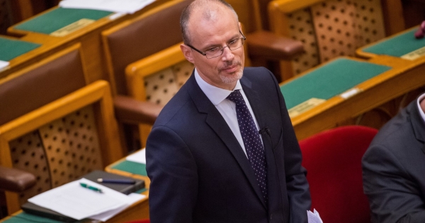 Megszavazták a 2020-as költségvetést, indul a fordulat