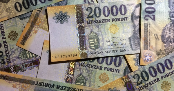 Magánszemélyek közötti kölcsön és a tagi kölcsön kamatának adózása