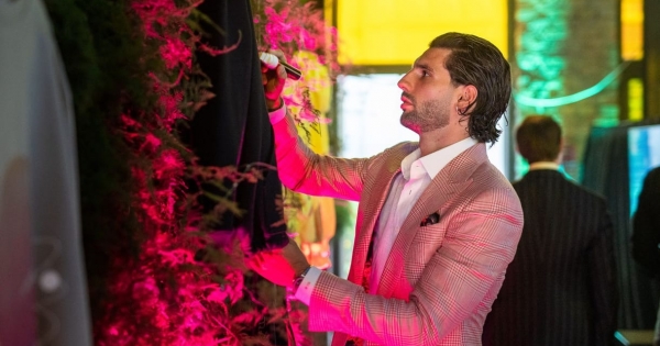 Szoboszlai Dominikot öltöztették az indiai szabók, egyikük most vendéglátóipari céget alapított Budapesten