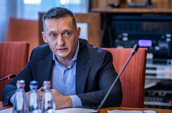 Rogán Antal barátjáé lett az egyik legnagyobb hazai alumíniumfeldolgozó