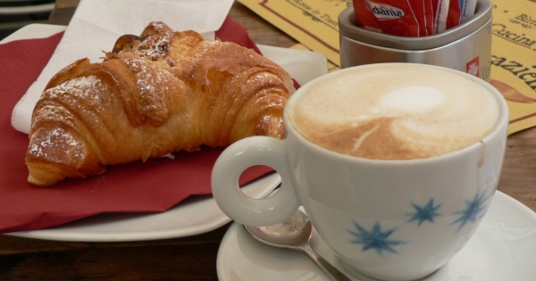 Szoba reggelivel, félpanzióval vagy ezek nélkül: mennyi az áfa?