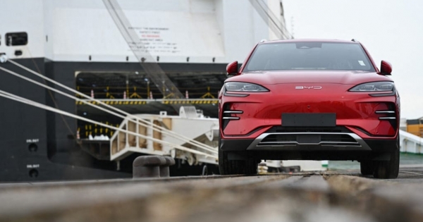 Warren Buffett elengedte az aranytojást tojó tyúkot – 17 év után kiszállt a BYD-ből