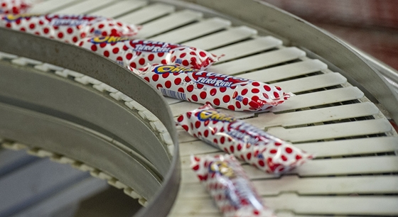 Hiába az áfacsökkentés, sok Túró Rudi árcéduláján ez meg sem látszik