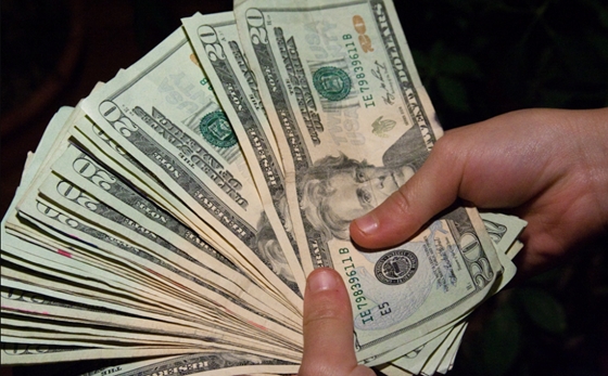 100 magyarnak van 100 millió dollárnál nagyobb pénzügyi vagyona