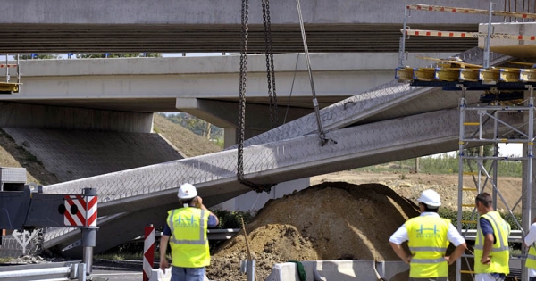 Munkavédelmi kötelezettségek: kiket mitől kell megóvni?