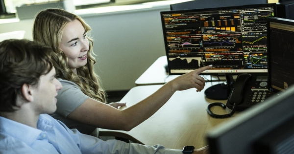 29 ezerrel kevesebb magyar dolgozik, mint egy évvel ezelőtt