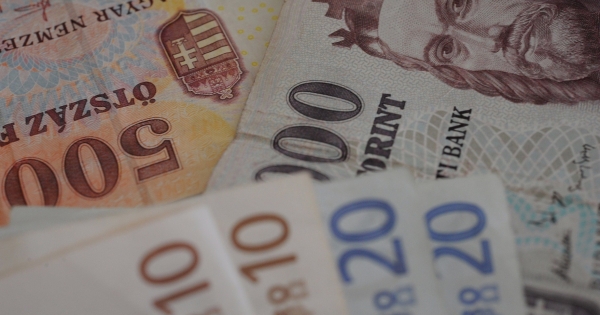 A nap kérdése: fizethető euróban a munkába járási költségtérítés?