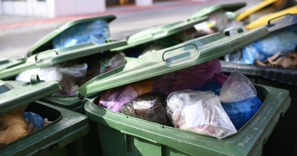 Most már tényleg megszűnik a kukaholding