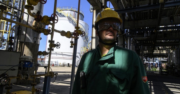 Nagyot esett a Mol nyeresége tavaly