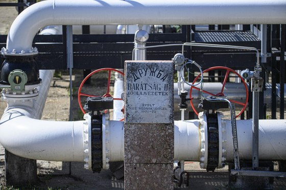 Cáfol a Mol-igazgató: A magyar és a szlovák gazdaság nem tud meglenni orosz nyersolaj nélkül