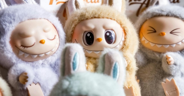 Több tízezer hamisított Labubut röptettek be Magyarországra