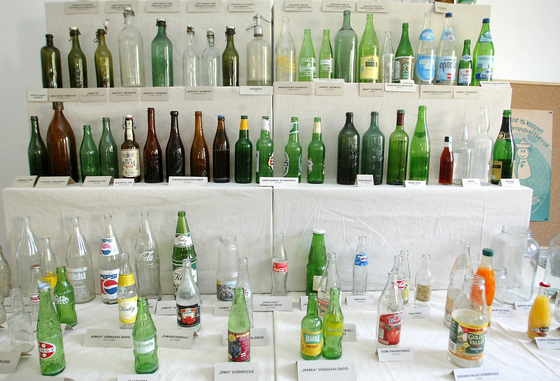 Várják a kisboltok és vendéglők jelentkezését az üvegvisszaváltási rendszerbe