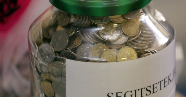Adománygyűjtés: mikor adómentes, mikor nem?