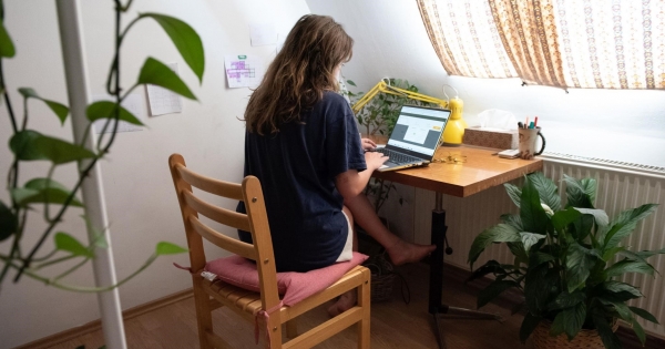 A nap kérdése: hogyan adható adómentes költségtérítés részben otthonról dolgozóknak?