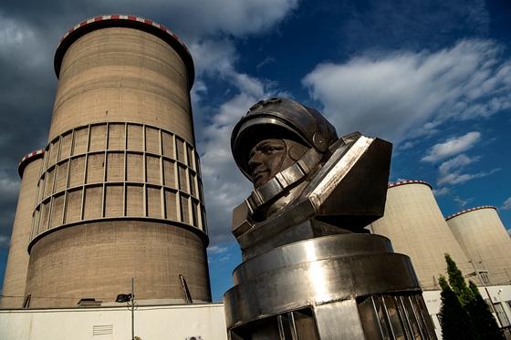 A kormánynak el kell árulnia, mire föl vette meg a veszteséges Mátrai Erőművet Mészáros Lőrinctől