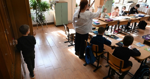 Nők 40 kedvezményes nyugdíj pedagógus esetén