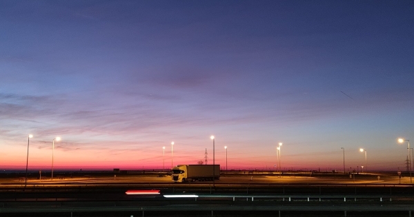 Novemberben 121 millió euró volt a termék-külkereskedelmi hiány