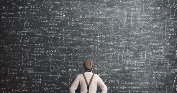 Az örök dilemma: a nyugdíj 2023. decemberi vagy a 2024. januári megállapításával járok jobban?