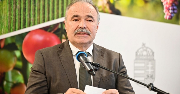 Gyorsan lezavarta a kormány a Bászna Gabona károsultjainak kifizetését