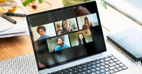 Új Európai Uniós szabályok a virtuális és az elektronikusan közvetített események számára