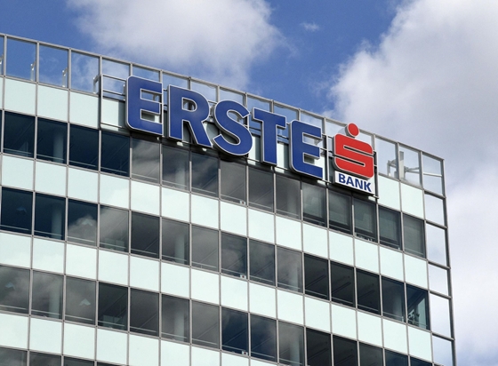 Az Erste Bank négynapos bankszünnapot tart