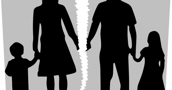 Szja-visszatérítés: egy gyermek után akár négyen is visszakaphatnák az adót?