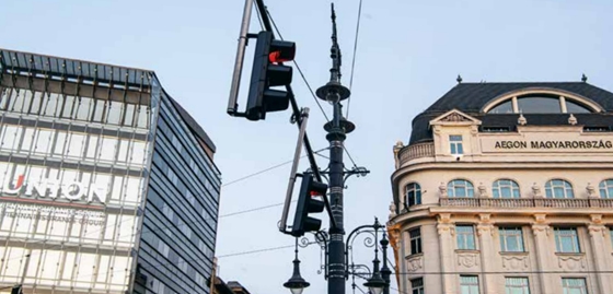 Miniszteri biztos a kormány biztosítási piaci nyomulásáról: Mi csak jót akarunk