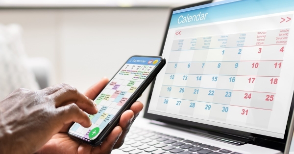 Munkanapon átnyúló munkavégzés kérdései – példákkal