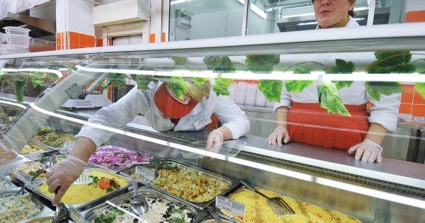 Meglepődtek a boltosok, hogy műszakpótlékot kellene fizetniük