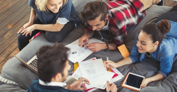 Egyetemisták tb-je: kinek jár, kinek nem egészségügyi ellátás?