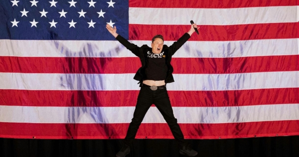 Ömlenek a kormány megrendelései, miközben adózni már nem is kell: így robbantotta 600 milliárd dolláros emberré Elon Muskot a SpaceX