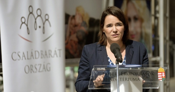 2018-tól a külföldön dolgozó magyarok is megkaphatják a magyarországi anyasági támogatást!